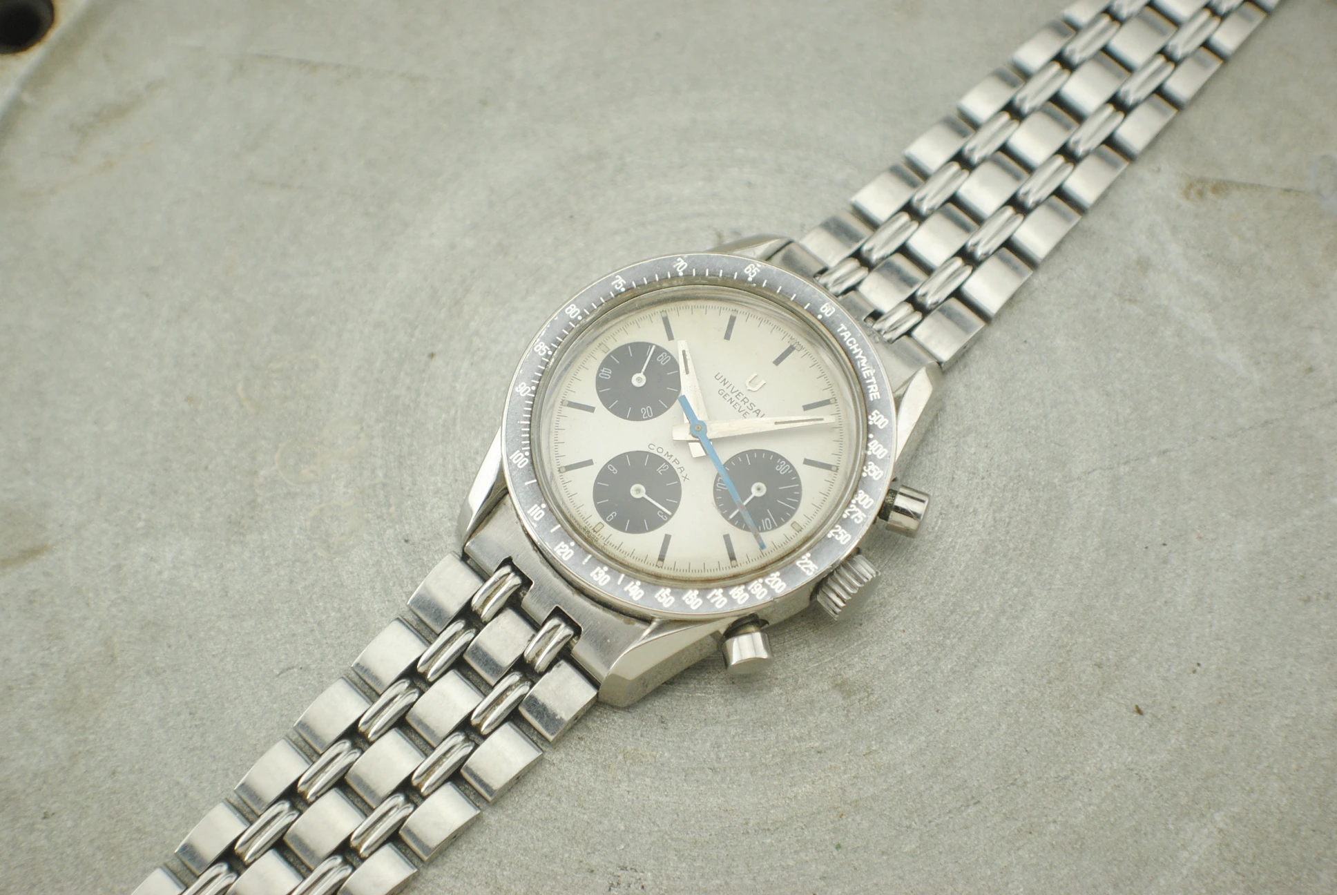 Universal Genève Ref. 885103/02 — Nina Rindt Chronograph